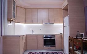 George's Cozy Apartment in Plaka Athens